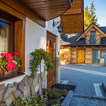 Bed & Breakfast Lesny Dwor *
