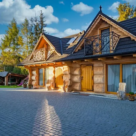 Lesny Dwor Bed & Breakfast *