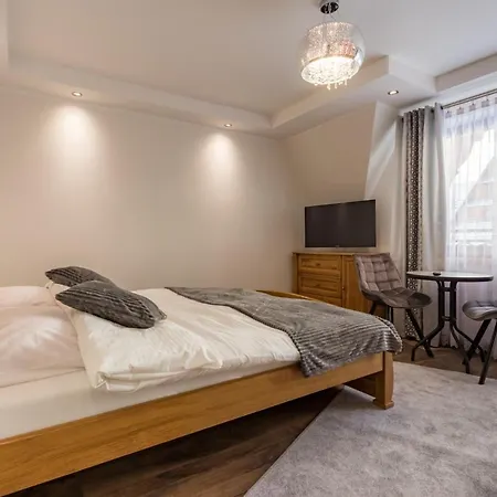 住宿加早餐酒店 Lesny Dwor