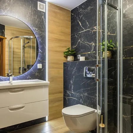 Lesny Dwor 住宿加早餐酒店 穆扎希赫尔