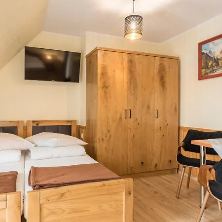 Bed & Breakfast Lesny Dwor