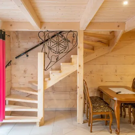 Lesny Dwor 穆扎希赫尔