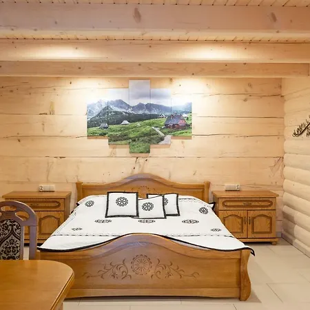 Bed & Breakfast Lesny Dwor *