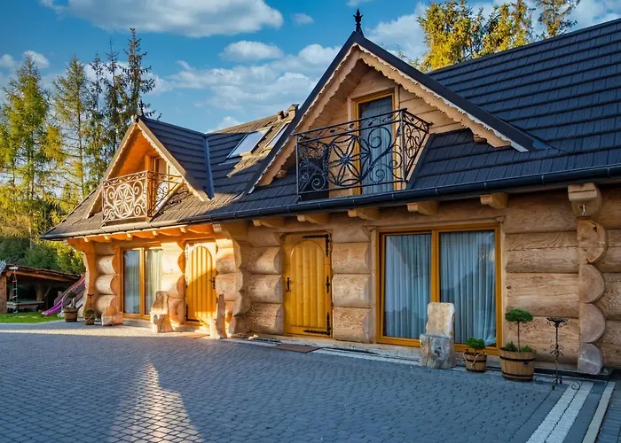 Lesny Dwor לינה וארוחת בוקר מורזאסיחלה