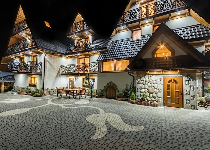 Lesny Dwor לינה וארוחת בוקר