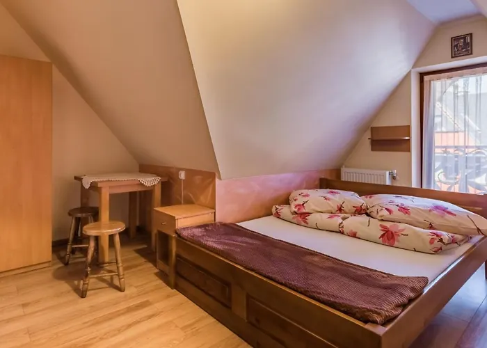 לינה וארוחת בוקר Lesny Dwor