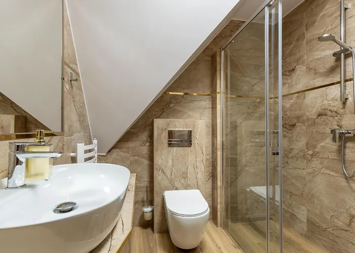 לינה וארוחת בוקר Lesny Dwor