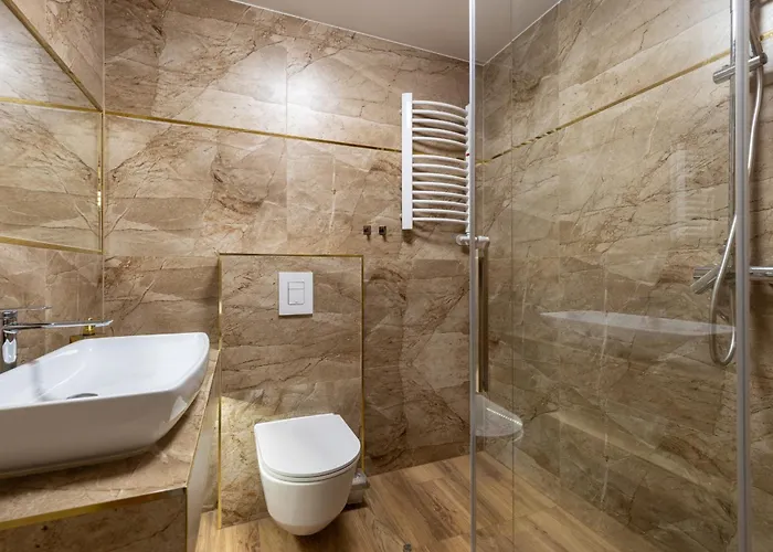 Lesny Dwor לינה וארוחת בוקר מורזאסיחלה